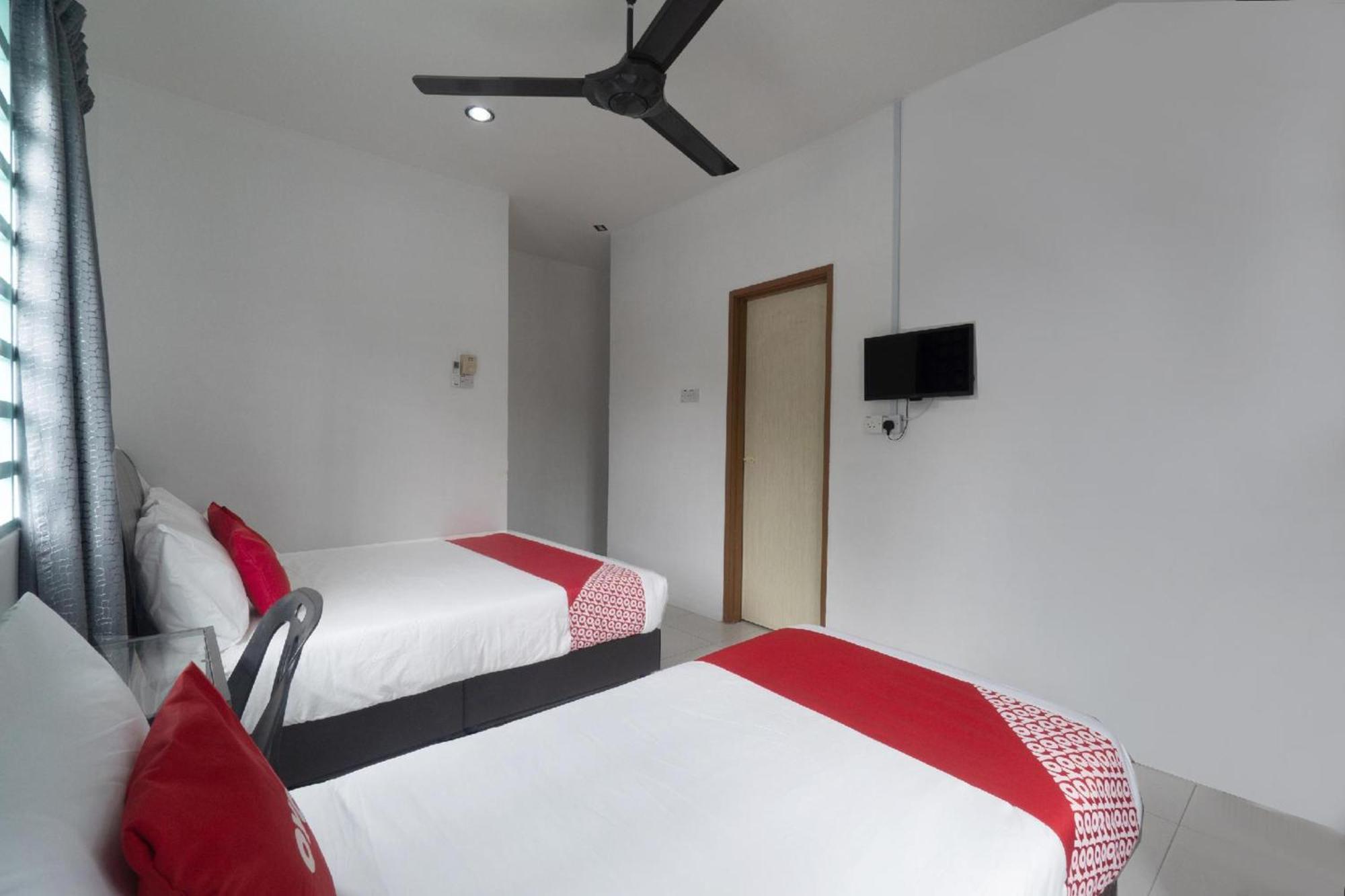Oyo 91089 Motel Fasa 2B سيري مانغونغ المظهر الخارجي الصورة