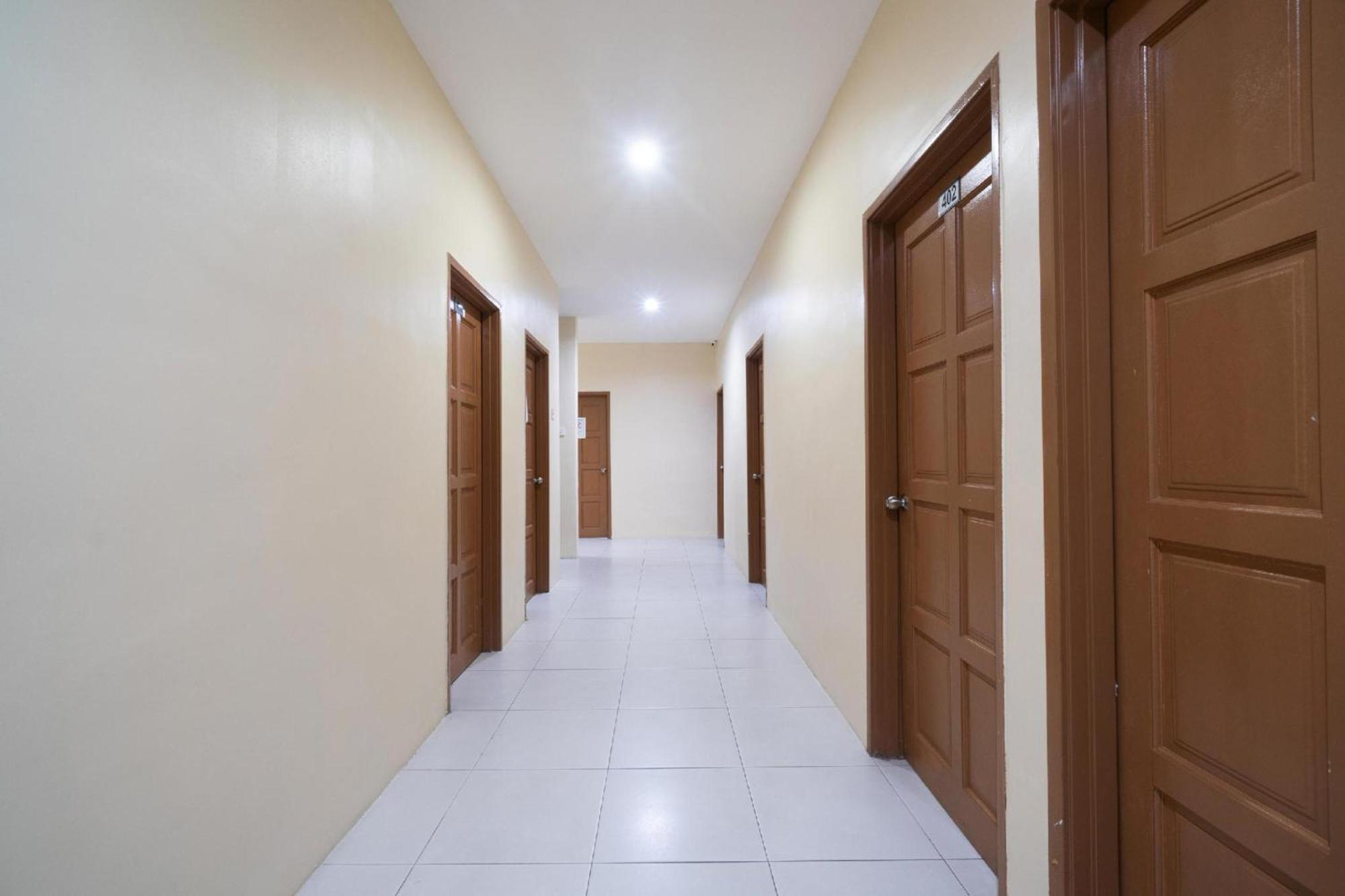 Oyo 91089 Motel Fasa 2B سيري مانغونغ المظهر الخارجي الصورة
